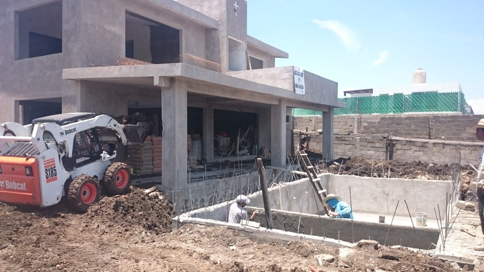 Casa residencial moderna - fachada